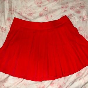 SHEIN Red Pleated Skirt with built in shorts and a side zipper. (Never Worn)
